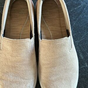 Dansko slip on sneaker, tan suede with leather trim. size 38